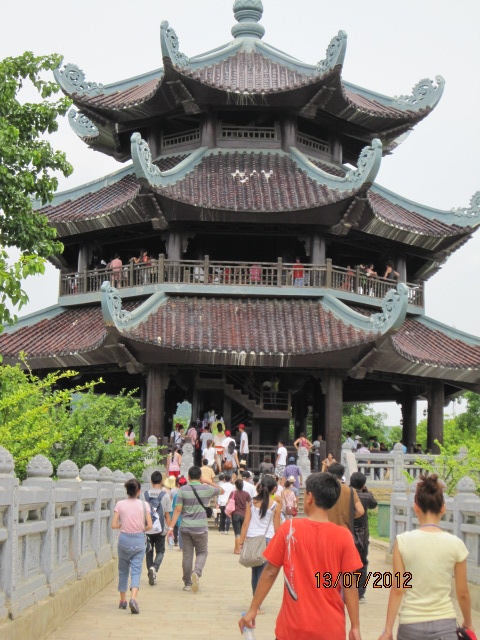 Trang An Eco & Bai Dinh Pagoda